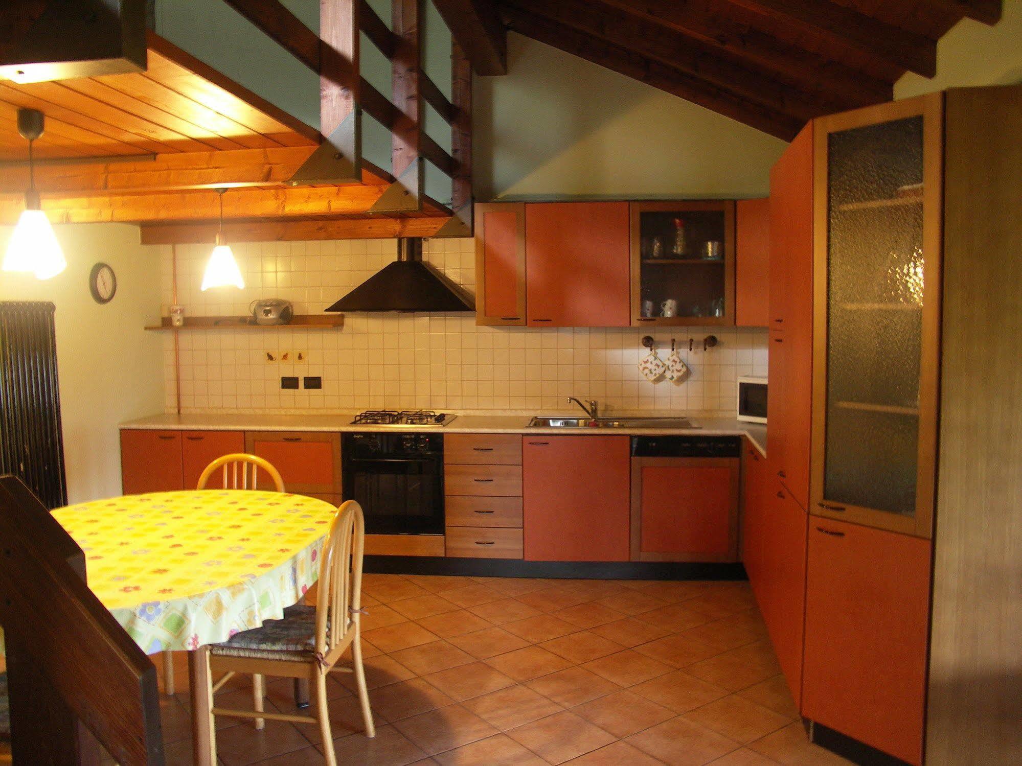 مبيت وإفطار Brissago-Valtravaglia La Casa Del Borgo المظهر الخارجي الصورة